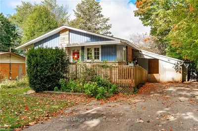 Detached in Guelph