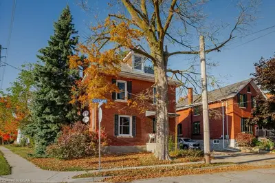 Detached in Guelph