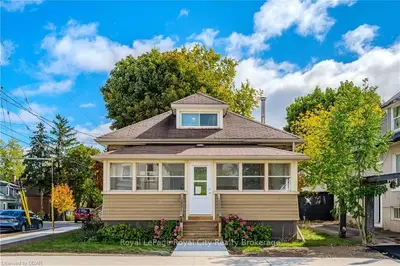 Detached in Guelph