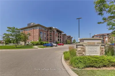 43 Waterford Drive 212, Guelph, On N1l 0j6