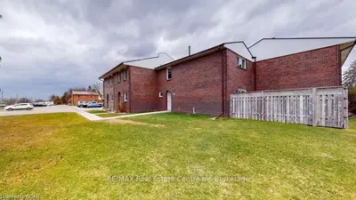 31 Greengate Road 213, Guelph, On N1h 6r3