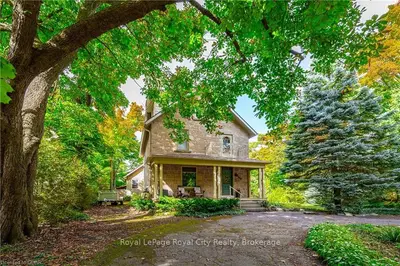 179 Garafraxa Street E, Centre Wellington, On N1m 1c8
