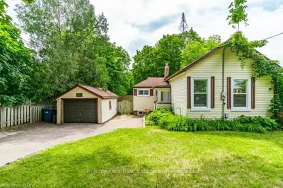 262 Liverpool Street, Guelph, On N1h 2l7