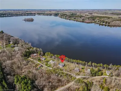 835 Eighth Street, Centre Wellington, On N0b 1j0