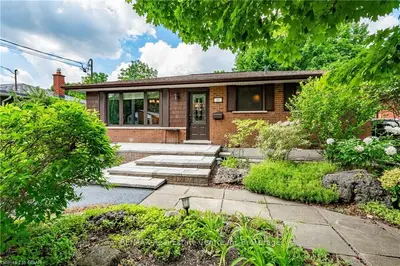 Detached in Guelph