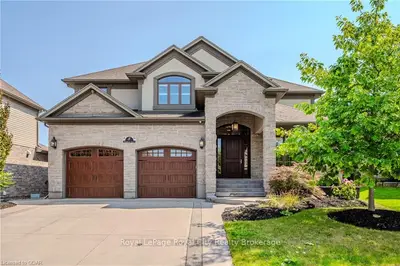 Detached in Guelph