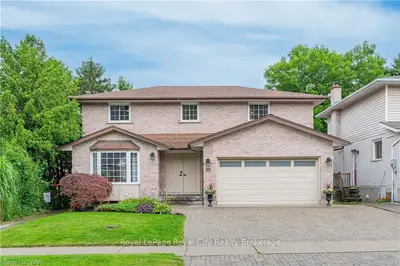 Detached in Guelph