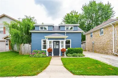 260 Garafraxa Street E, Centre Wellington, On N1m 1e1