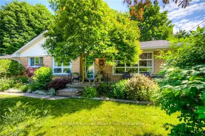 530 St David Street S, Centre Wellington, On N1m 2l9