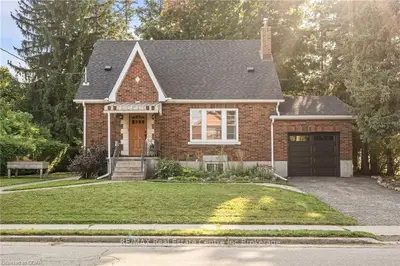 Detached in Guelph