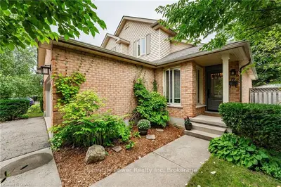 Detached in Guelph