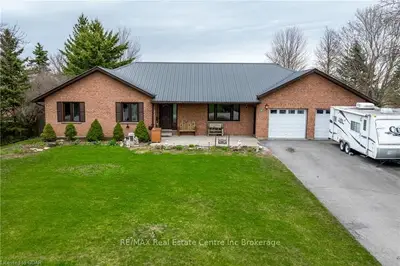 27 Bruce St Street, Kawartha Lakes, On K0m 2n0