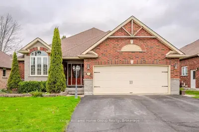 23 Inett Way, Centre Wellington, On N1m 0a6
