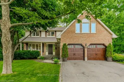 17 Sugarbush Place, Guelph, On N1h 7z1