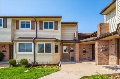 40 Silvercreek Parkway N 11, Guelph, On N1h 7x5