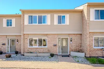 295 Water Street 77, Guelph, On N1g 2x5
