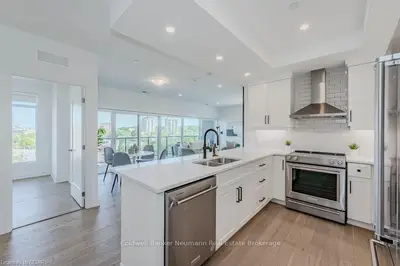 71 Wyndham Street S 709, Guelph, On N1e 5r3