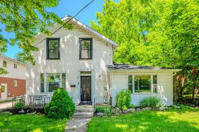 47 College Avenue W, Guelph, On N1g 1r8