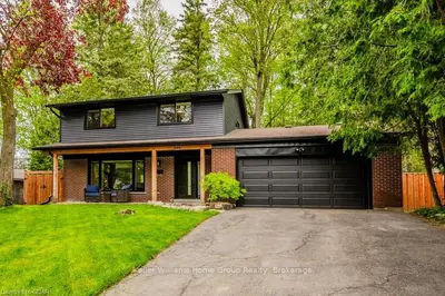 246 Parklawn Place, Waterloo, On N2l 4v6