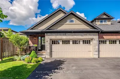 28 Aberdeen Street, Centre Wellington, On N1m 0c1