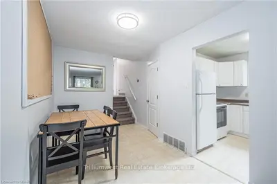 24 Mason Court, Guelph, On N1g 3g9
