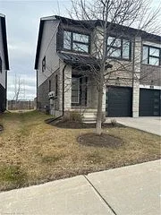 91 POPPY Drive 33, Puslinch, ON N1L 0M6