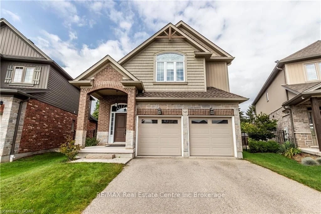 949 PIONEER GROVE Court, Kitchener, ON N2P 0B2