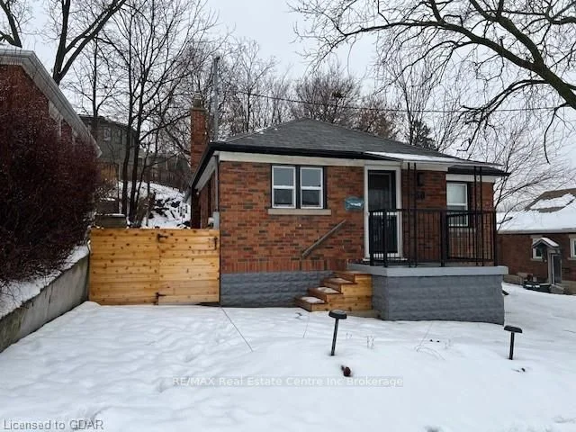 50 VICTORIA Avenue, Cambridge, ON N1S 1X5