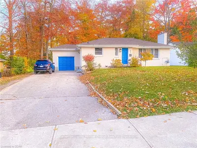 319 RIDGEWOOD Crescent Main, London South, ON N6J 3G8