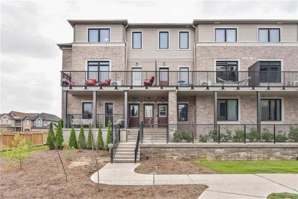 107 WESTRA Drive 9, Guelph/Eramosa, ON N1K 0A5