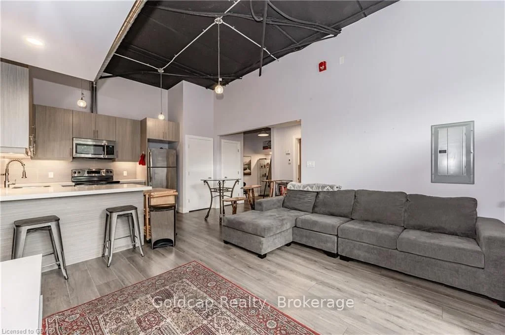 904 Paisley Road Road 103, Guelph, On N1k 0c6