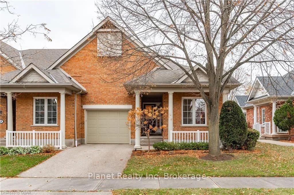 10 AMBERWOOD Lane, Guelph, ON N1G 4X7