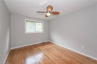 129 VICTORIA Road N 26 - Room1, Guelph, ON N1E 6V3