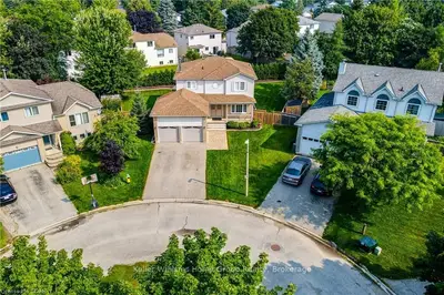 222 PHILIP Court, Centre Wellington, ON N1M 3M9