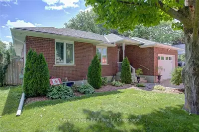 190 CARROL Street, Wellington North, ON N0G 1A0