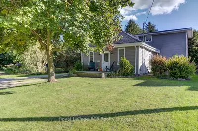 220 ADELAIDE Street, Wellington North, ON N0G 1A0