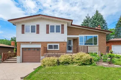 61 KENWOOD Crescent, Guelph, ON N1H 6E4