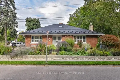 90 MARY Street, Guelph, ON N1G 2B2