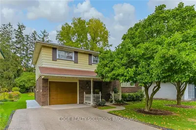 165 Albert Street E, Centre Wellington, On N1m 1x7