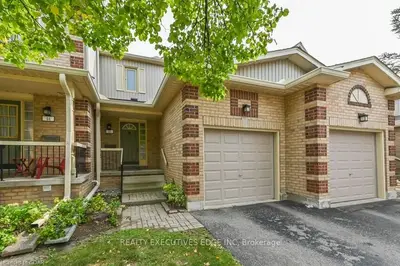 302 College Avenue W 45, Guelph, On N1g 4t6