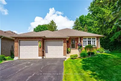 33 BRAESIDE Road, Centre Wellington, ON N1M 2V1