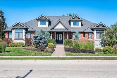 11 SPENCER Drive, Centre Wellington, ON N0B 1S0