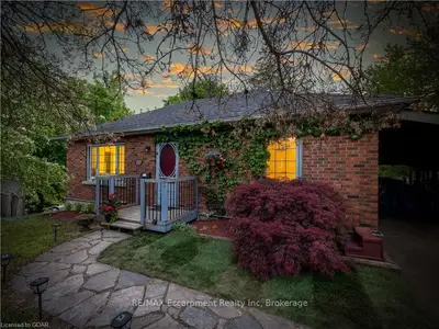 215 MACKENZIE Street, Guelph/Eramosa, ON N0B 2K0
