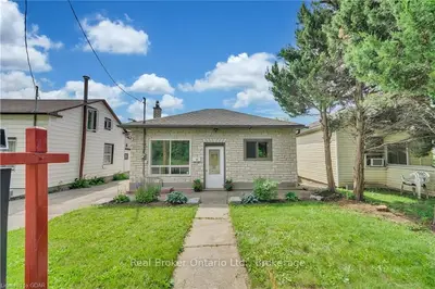 25 BEVERLY Street, Cambridge, ON N1R 3Z4