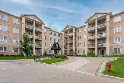 1077 GORDON Street 221, Guelph, ON N1G 0E3