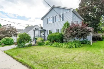12 GOLDIE Avenue, Guelph, ON N1H 6A4