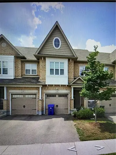 15 SUMMERFIELD Drive, Guelph, ON N1L 0L9