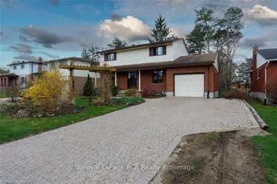238 ADELAIDE Street N, Wellington North, ON N0G 1A0