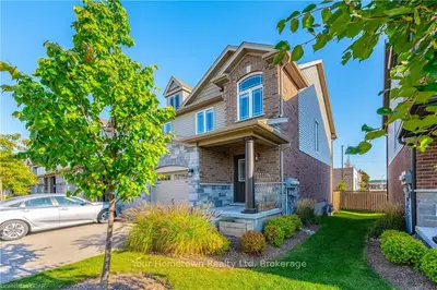 71 Westminster Crescent, Centre Wellington, On N1m 0c4