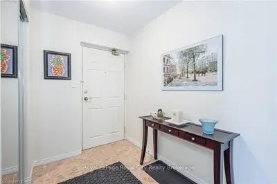 281 Bristol Street 702, Guelph, On N1h 8j3